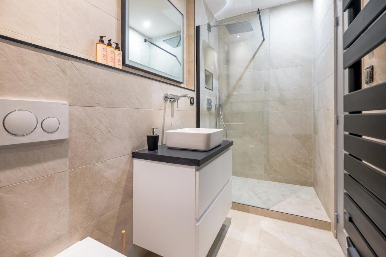 Honore Suite Vue Saone ลียง ภายนอก รูปภาพ